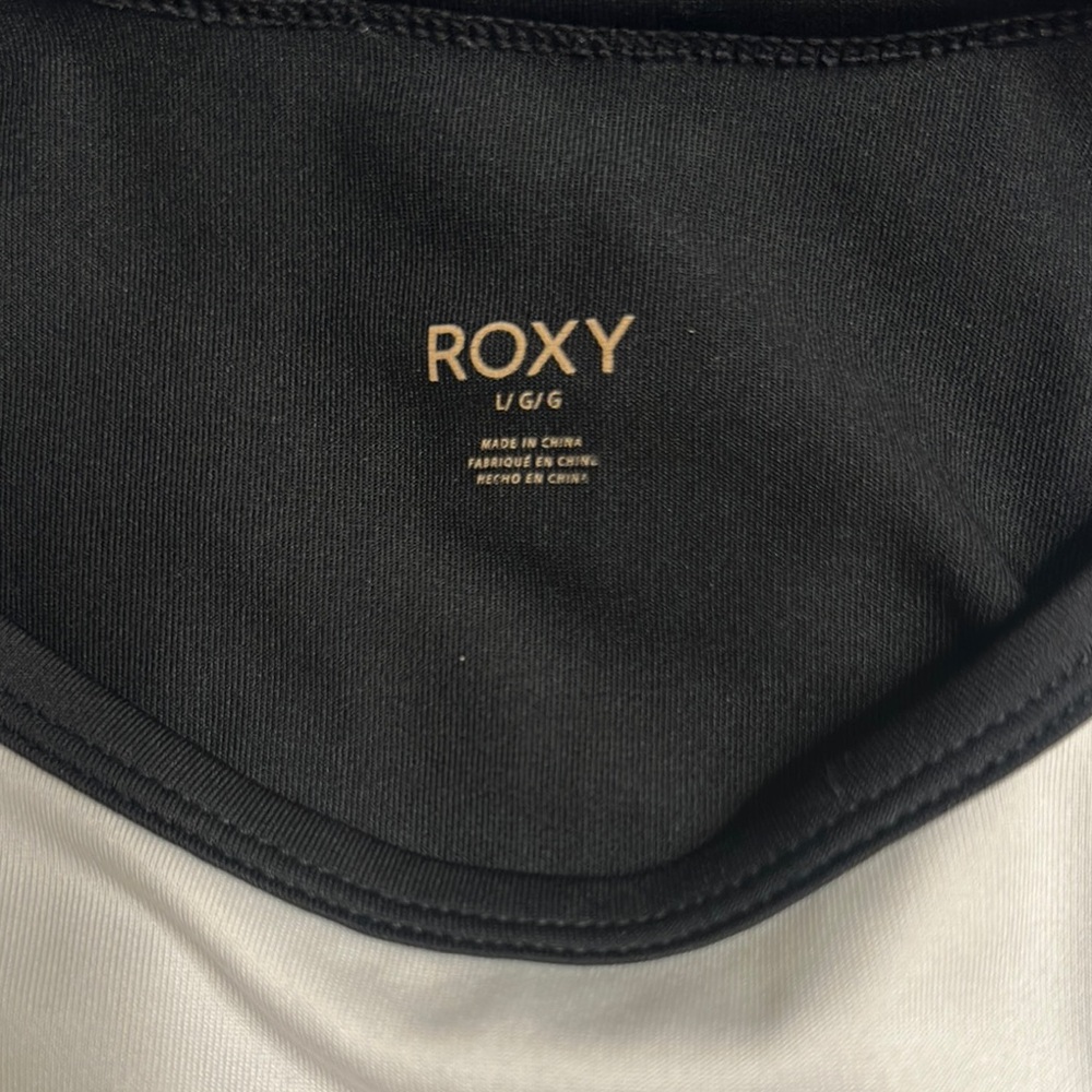 Roxy Asymmetrical Fitted Long Sleeve Top Black and White - Picture 3 of 6